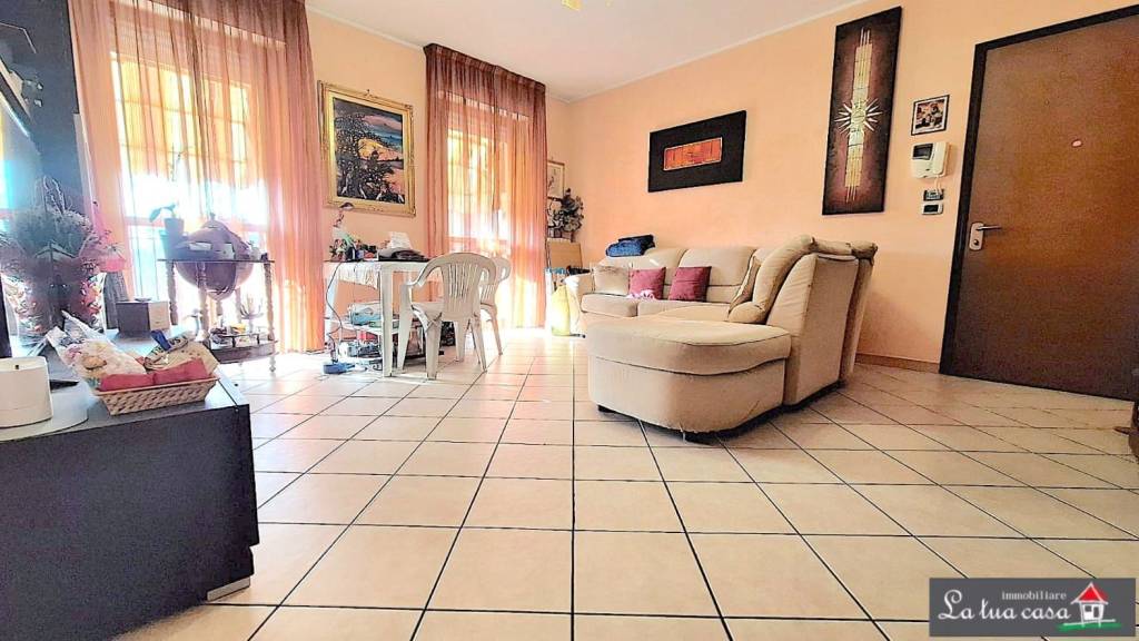 appartamento in vendita a Pianezza in zona Parucco