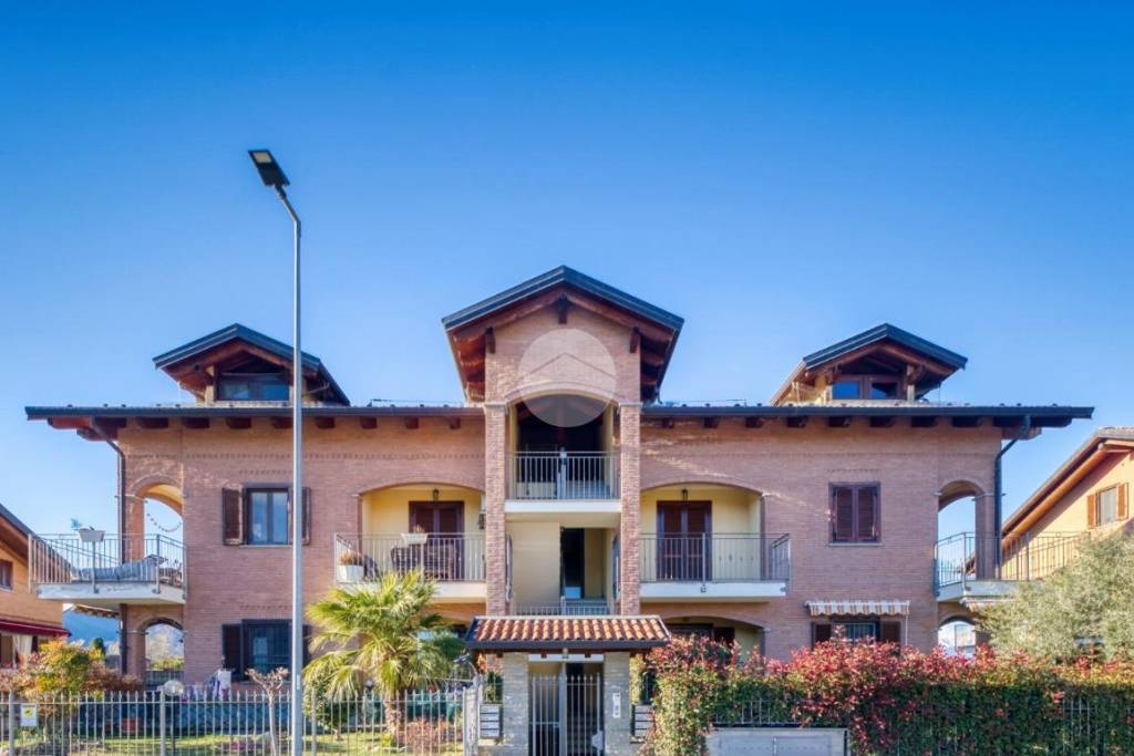 appartamento in vendita a Pianezza in zona Parucco