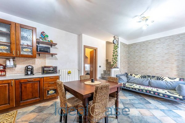 casa indipendente in vendita a Pianezza