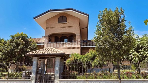 casa indipendente in vendita a Pianezza