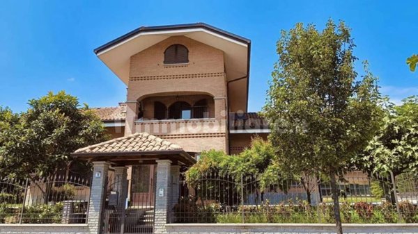 casa indipendente in vendita a Pianezza