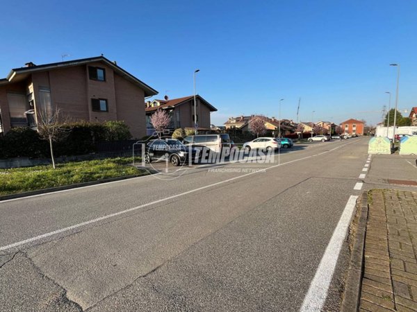 appartamento in vendita a Pianezza in zona Parucco