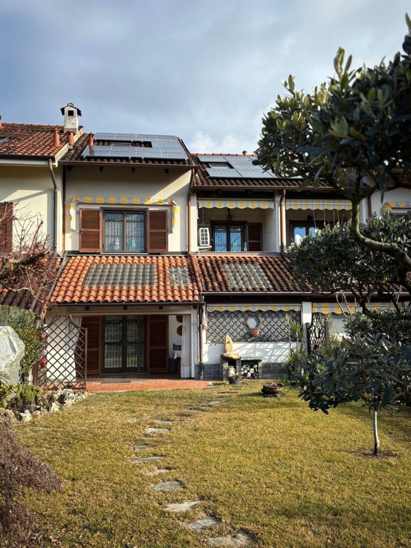 casa indipendente in vendita a Pianezza