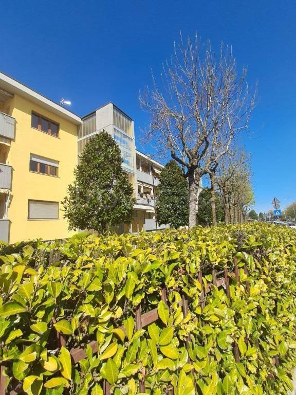 appartamento in vendita a Pianezza in zona Parucco