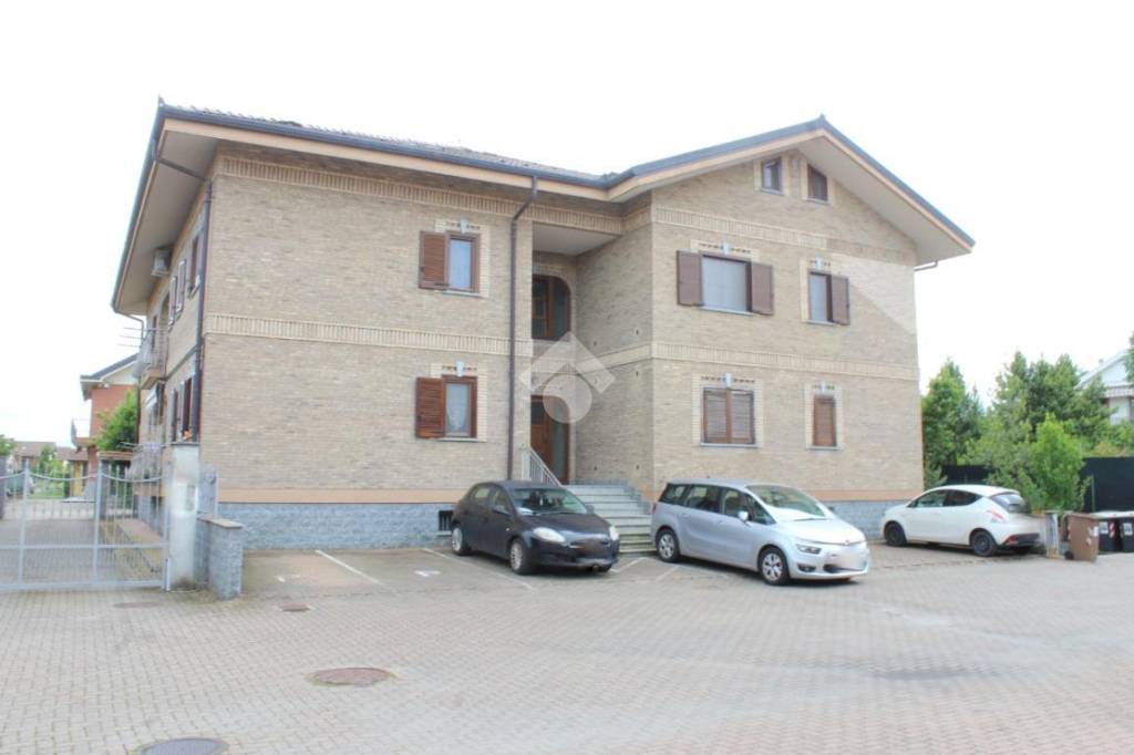 appartamento in vendita a Pianezza in zona Parucco
