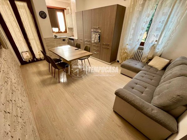 appartamento in vendita a Pianezza in zona Parucco