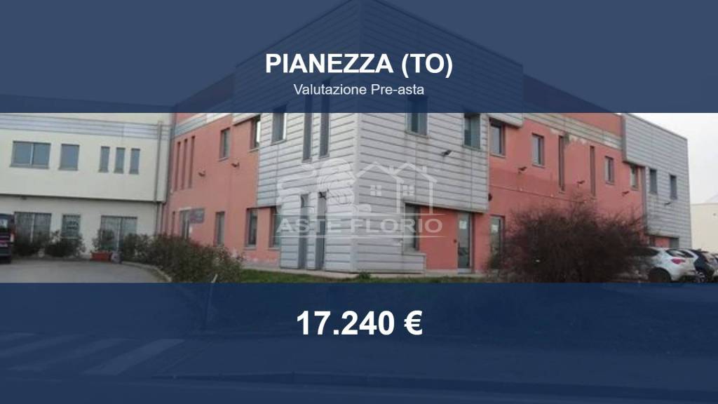 locale commerciale in vendita a Pianezza in zona Parucco