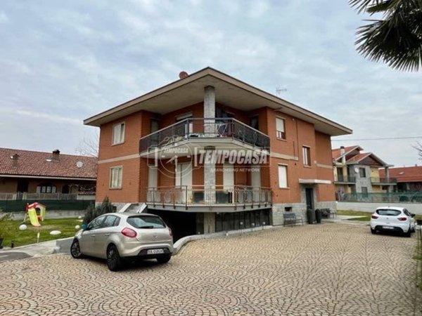 appartamento in vendita a Pianezza in zona Parucco