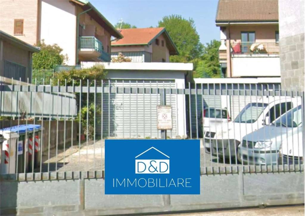 locale commerciale in vendita a Pianezza