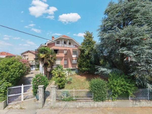 casa indipendente in vendita a Pianezza in zona Parucco