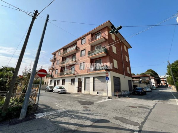 appartamento in vendita a Pianezza in zona Parucco
