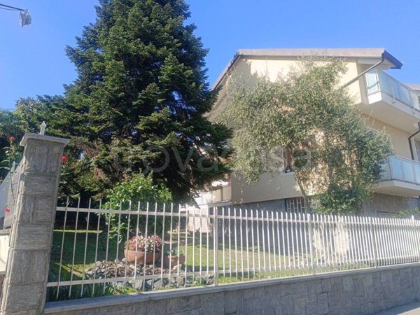 appartamento in vendita a Pianezza in zona Parucco