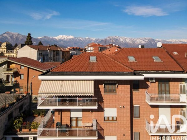 appartamento in vendita a Pianezza in zona Parucco