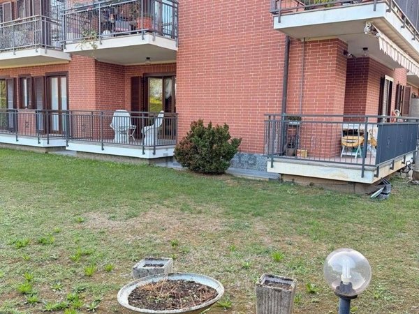 appartamento in vendita a Pianezza in zona Parucco