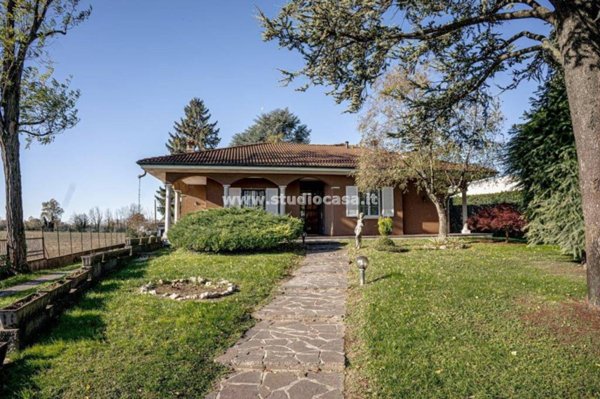 casa indipendente in vendita a Castel Gabbiano