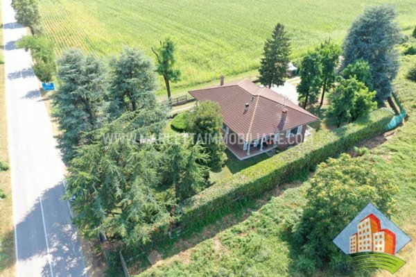 casa indipendente in vendita a Castel Gabbiano