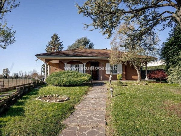 casa indipendente in vendita a Castel Gabbiano
