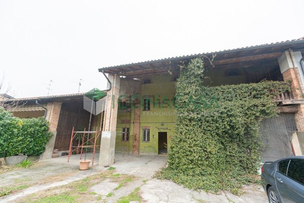 pentavano in vendita a Castel Gabbiano