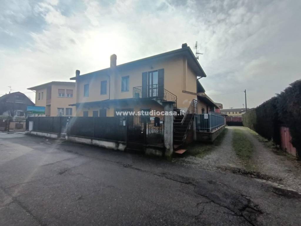 appartamento in vendita a Castelleone