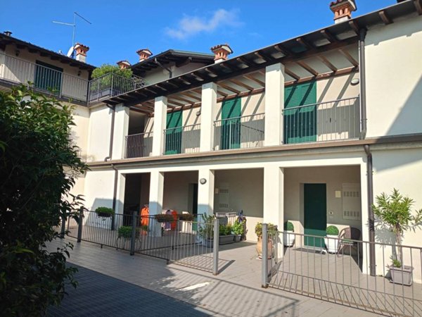 casa indipendente in vendita a Castelleone