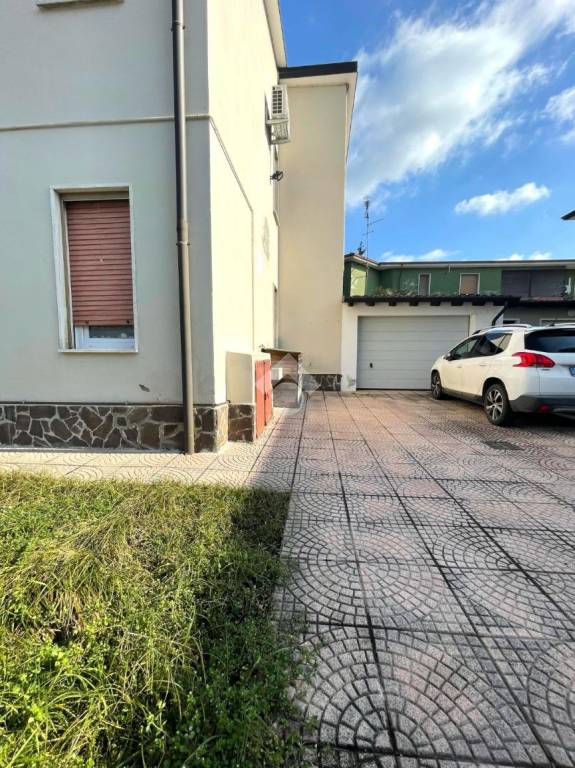 appartamento in vendita a Castelleone