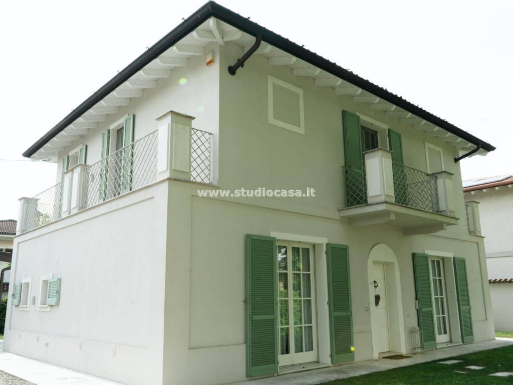 casa indipendente in vendita a Castelleone