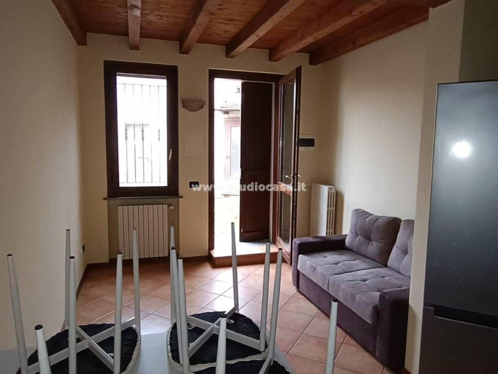 casa indipendente in vendita a Castelleone