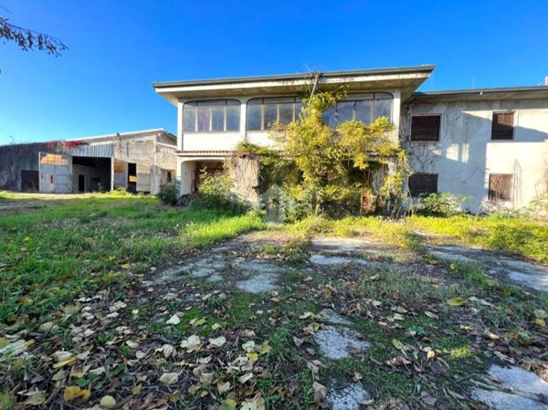 appartamento in vendita a Castelleone in zona San Latino