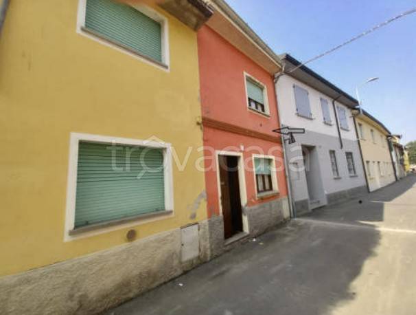 casa indipendente in vendita a Castelleone