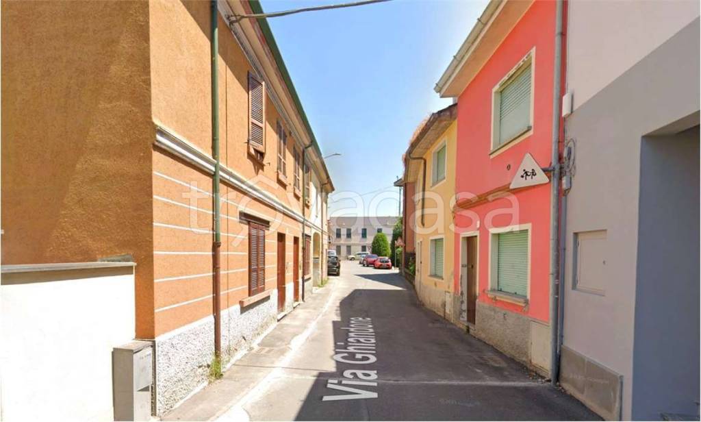 casa indipendente in vendita a Castelleone
