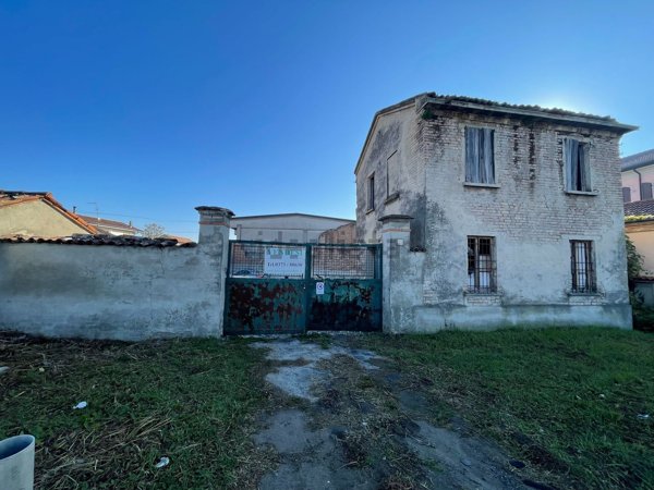 quadrivano in vendita a Castelleone