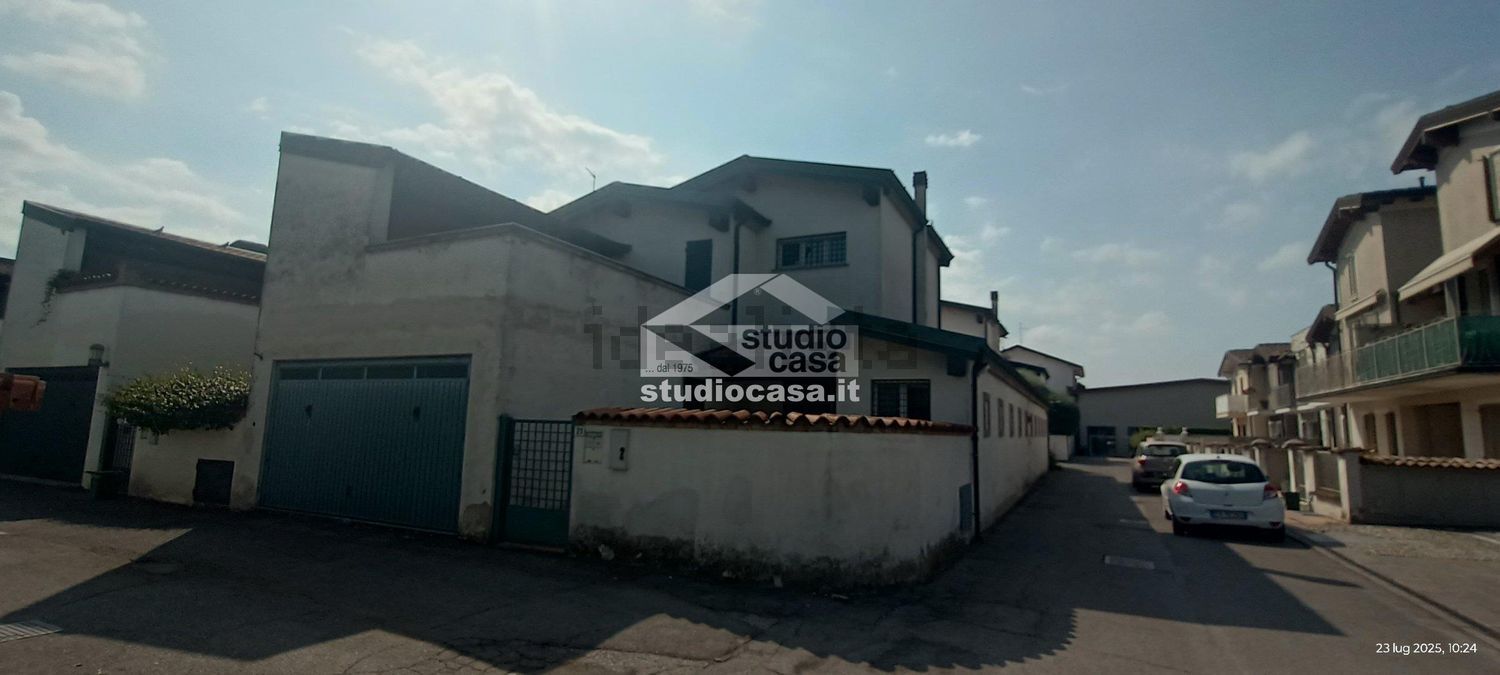 casa indipendente in vendita a Castelleone