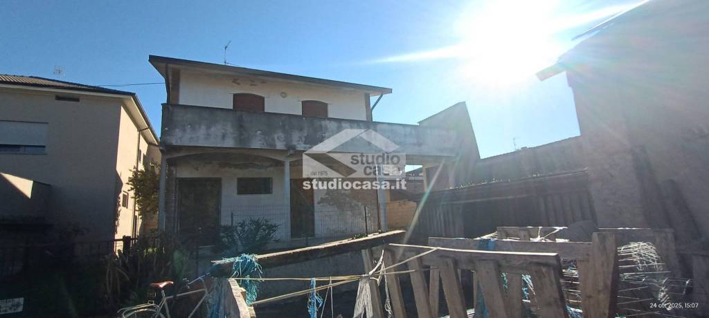 casa indipendente in vendita a Castelleone