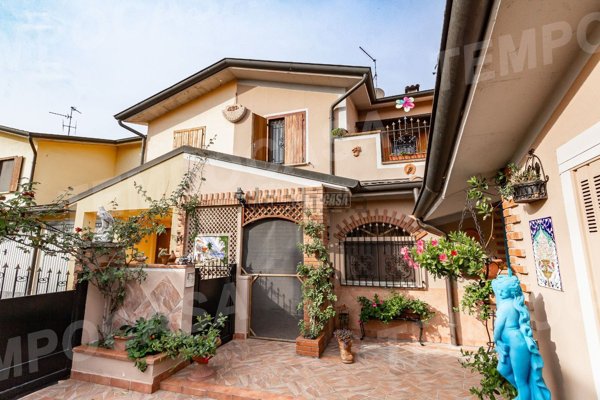 casa indipendente in vendita a Castelleone