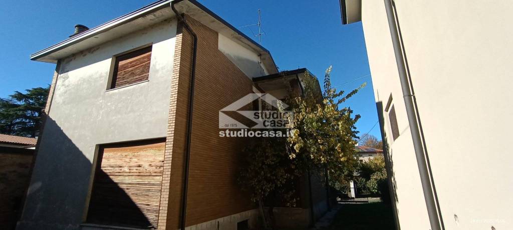 casa indipendente in vendita a Castelleone