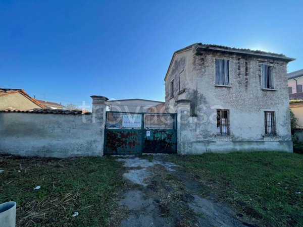 casa indipendente in vendita a Castelleone