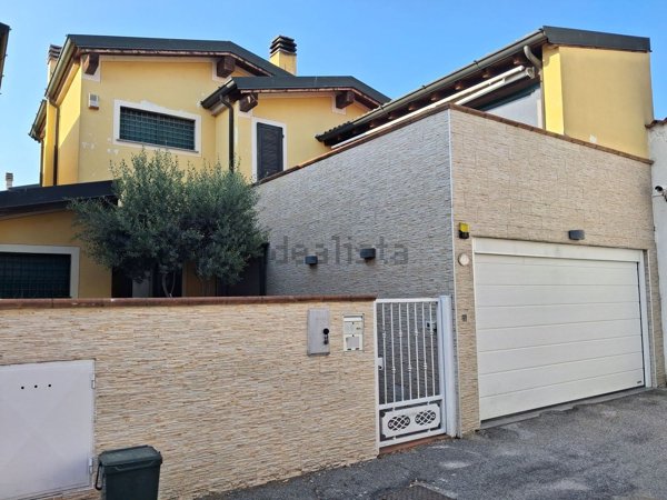 casa indipendente in vendita a Castelleone