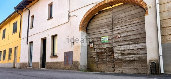 casale in vendita a Castelleone