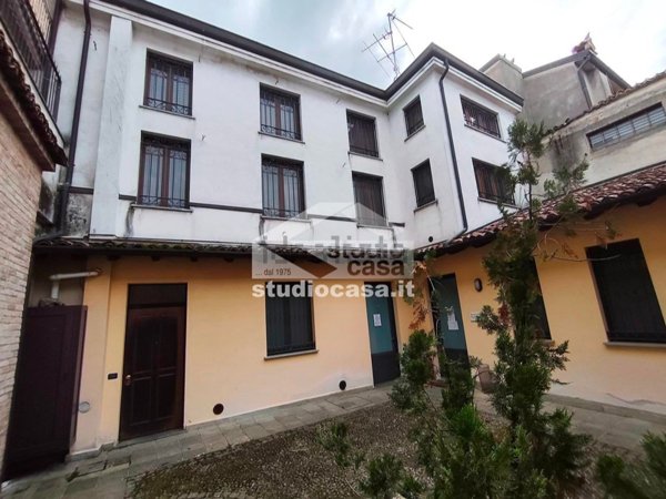 appartamento in vendita a Castelleone