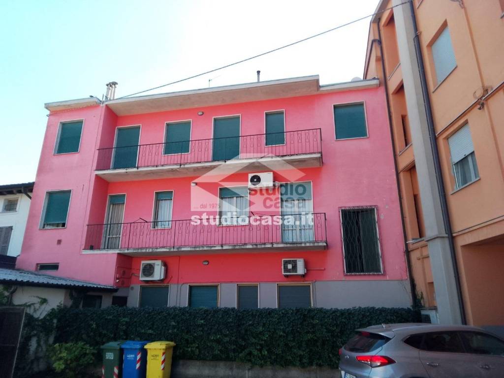 trivano in vendita a Castelleone