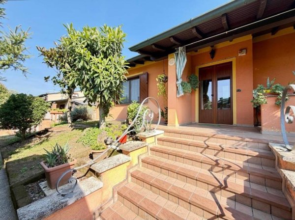 casa indipendente in vendita a Castelleone