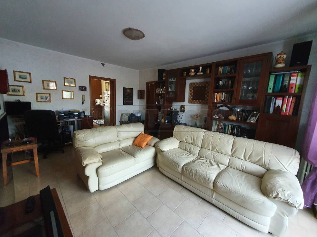appartamento in vendita a Castelverde in zona Marzalengo