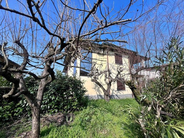 casa indipendente in vendita a Castelverde