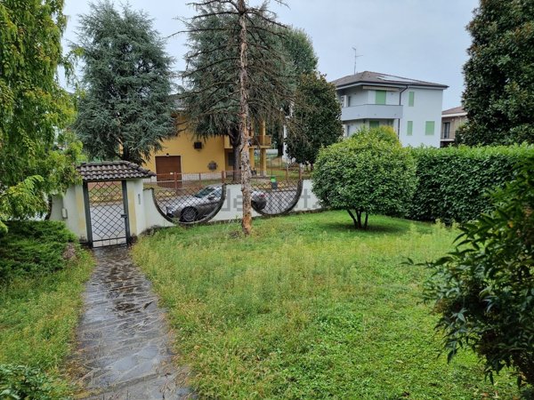 casa indipendente in vendita a Castelverde