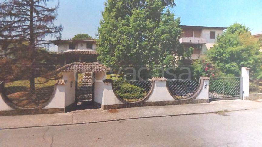 casa indipendente in vendita a Castelverde