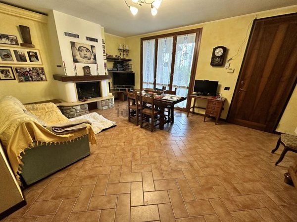 casa indipendente in vendita a Castelverde
