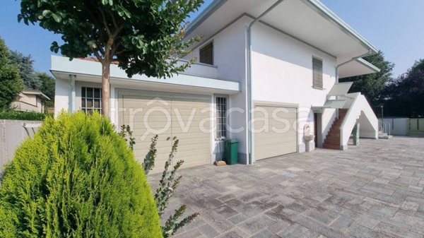 casa indipendente in vendita a Castelverde in zona Costa Sant'Abramo