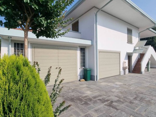 casa indipendente in vendita a Castelverde in zona Costa Sant'Abramo