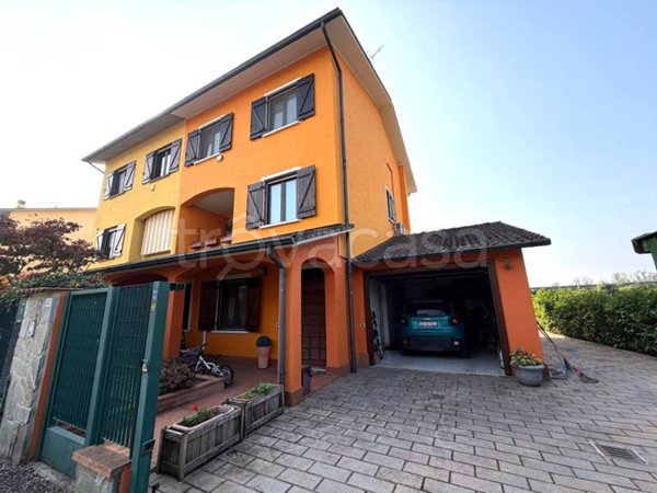 casa indipendente in vendita a Castelverde in zona Costa Sant'Abramo