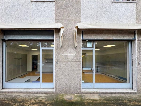 negozio in vendita a Castelverde